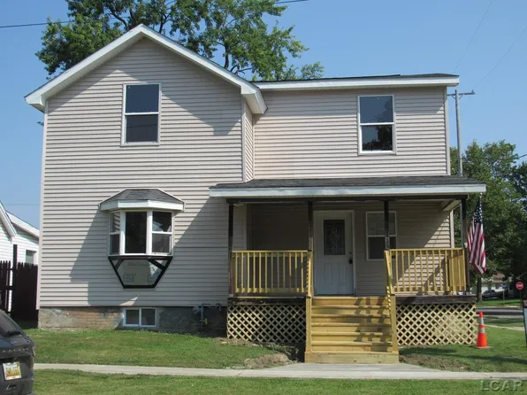 833 Frank St, Adrian, MI 49221
