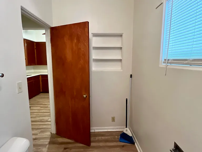 82 Floral Ave #1 — Photo 7