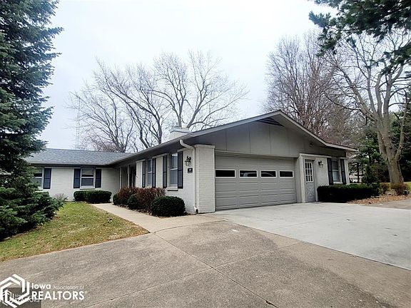 2nd image of 1608 S Park Ave