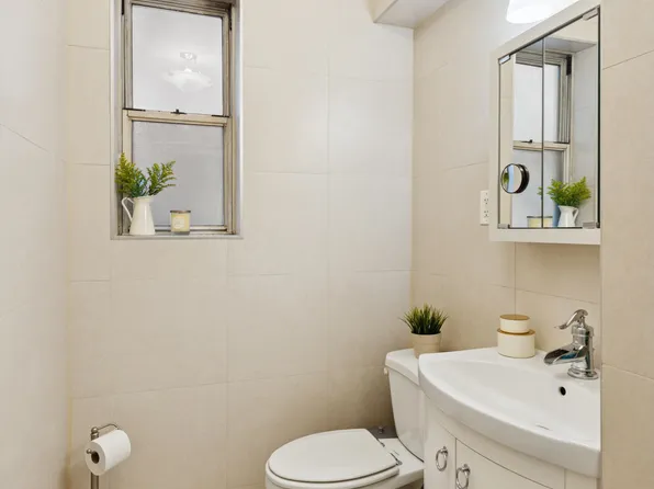 1155 Ocean Avenue image 9 of 15