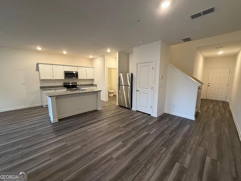 1257 Fagiolo St — Photo 4