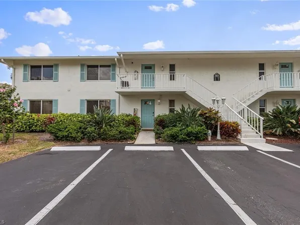 261 Quails Nest RD #5, NAPLES, FL 34112