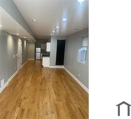 2 bed, 1000 sqft, $1,800 — Photo 2