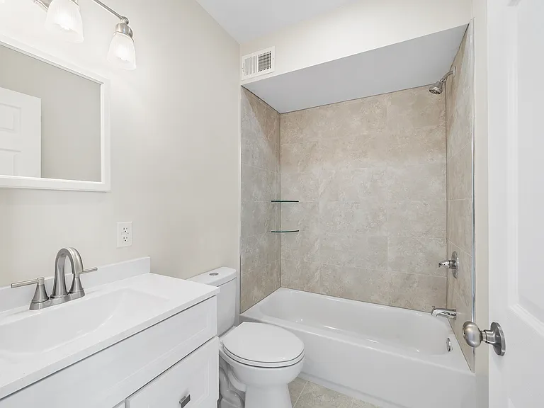 4900 Kingsessing Ave #2 — Photo 6