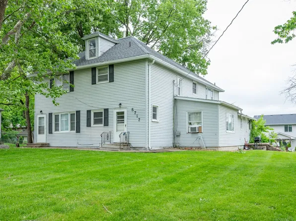 8717 Urbandale Ave, Urbandale, IA 50322