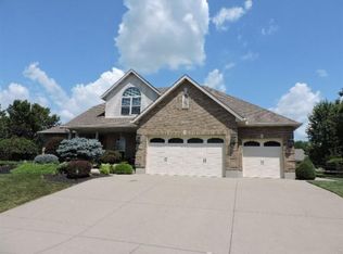 2380 Clara Bea Ln, Fairfield, OH 45014