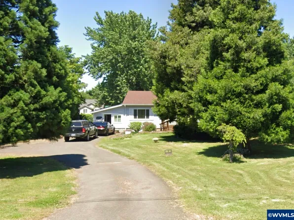 498 SE Hankel St, Dallas, OR 97338