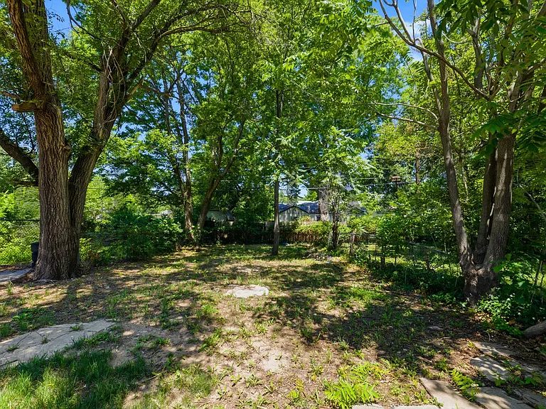 2638 E Grail St — Photo 5