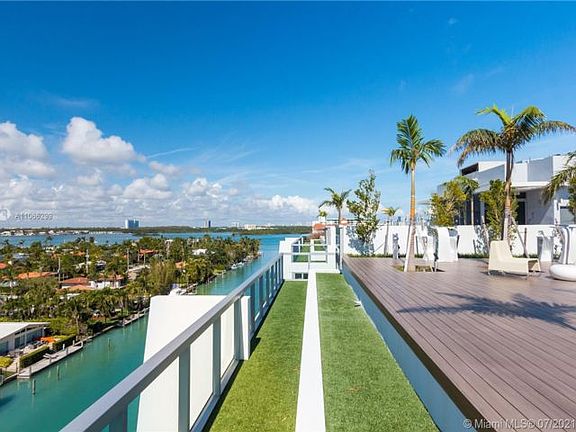 4th image of 9940 W Bay Harbor Dr #3A