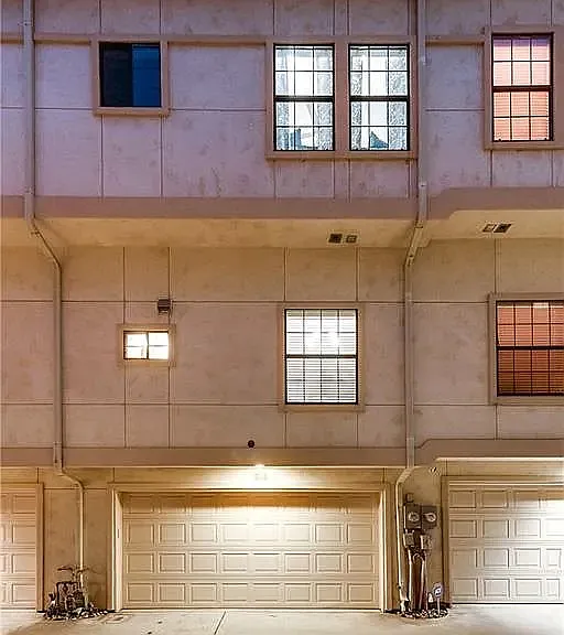 1008 Pavillion St — Photo 31