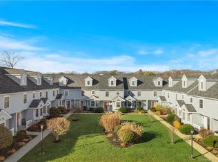 372 Meridian Street Ext APT 54, Groton, CT 06340