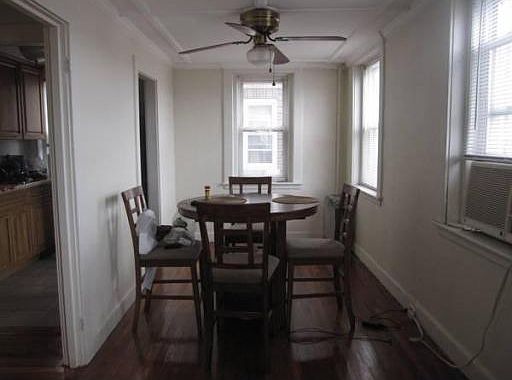 5th image of 291 Newport Ave APT 31