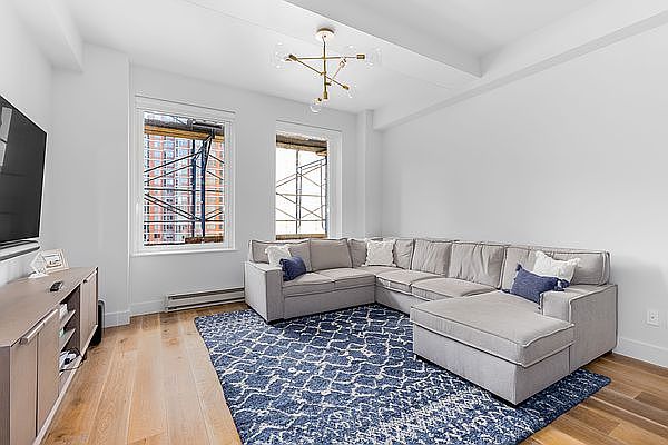 1st image of 93 Worth St Suite 1005