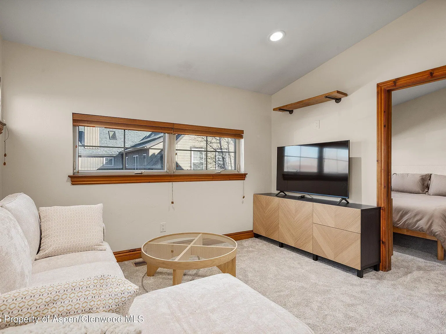 1 bed, 1.0 bath, 644 sqft, $2,950 — Photo 1