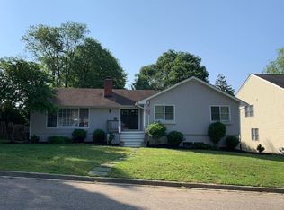 102 Simms Dr, Annapolis, MD 21401