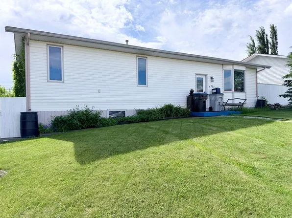 4713 W 43rd St, Mayerthorpe, AB T0E 1N0