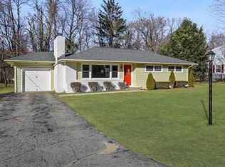 7 Briarcliff Ln, Paxton, MA 01612