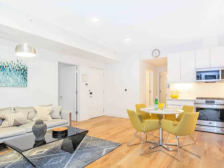 1101 Grand St #404 — Photo 12