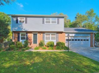 1317 Woodberry Rd, Charlotte, NC 28212