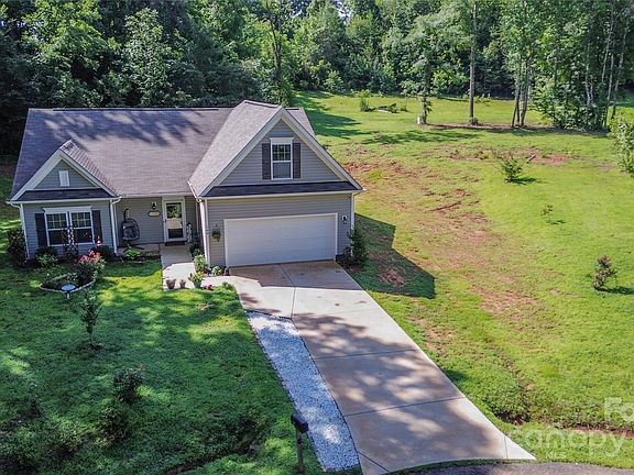 2nd image of 144 Bradford Ln