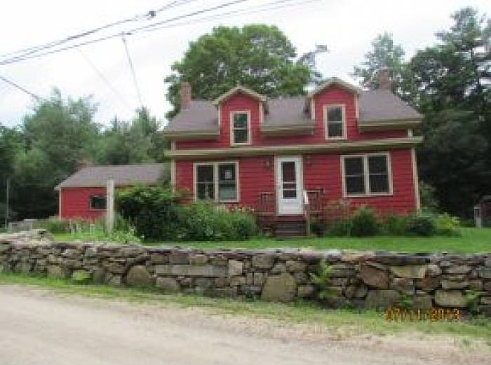 Front of house Nice stone