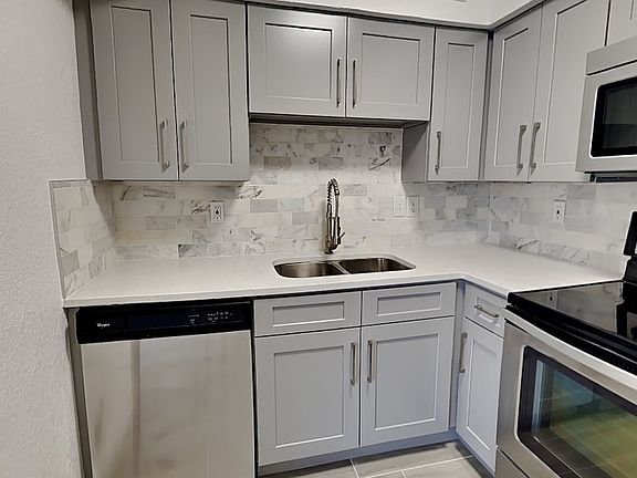 3rd image of 711 Wyman Ct #711