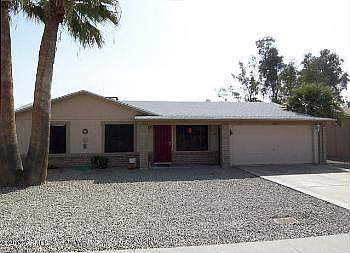 1st image of 825 W Tonopah Dr