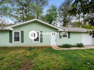 271 River Chase Dr, Jonesboro, GA 30238