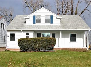 23913 Edgehill Dr, Beachwood, OH
