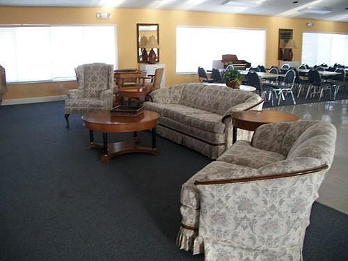 4th image of 1335 Fleming Ave Lot 133