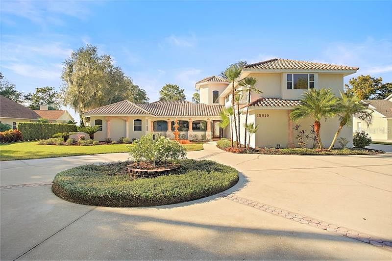 1st image of 15819 Acorn Cir
