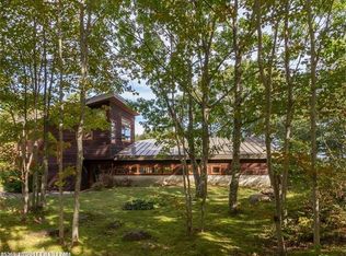 7 Sunrise Smt, Rockland, ME 04841