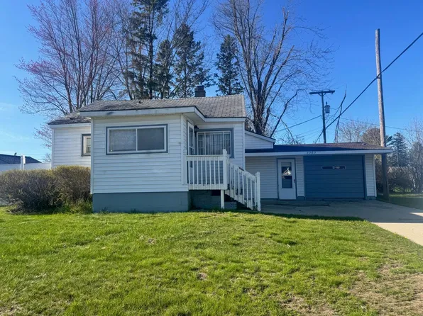 2363 Grant St, Alpena, MI 49707
