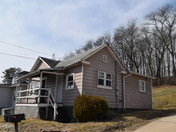 1023 W 4th St, Lock Haven, PA 17745