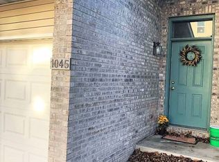 1045 Scott Park Dr, Iowa City, IA 52245