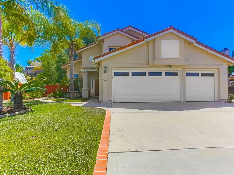 10730 Carillon Ct — Photo 3