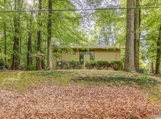 1811 McClellan Dr, Johnson City, TN 37604