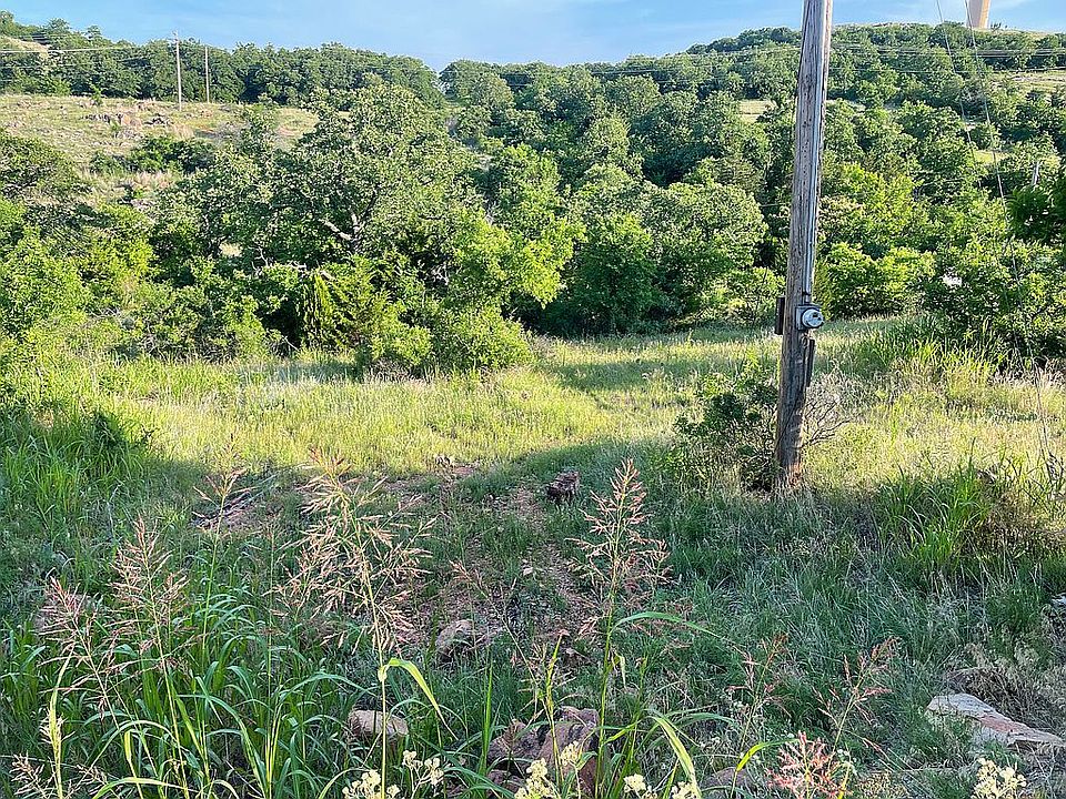 2nd image of Big Rock Rd