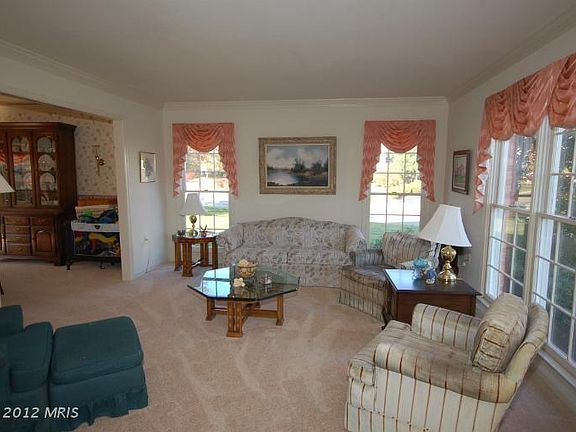 2nd image of 43465 Golden Meadow Cir