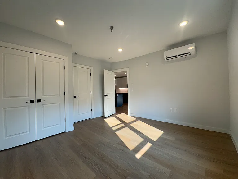 55A Tunxis Ave #139 — Photo 10