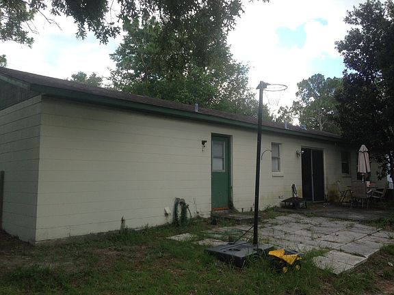 3rd image of 5447 Emerald Dr