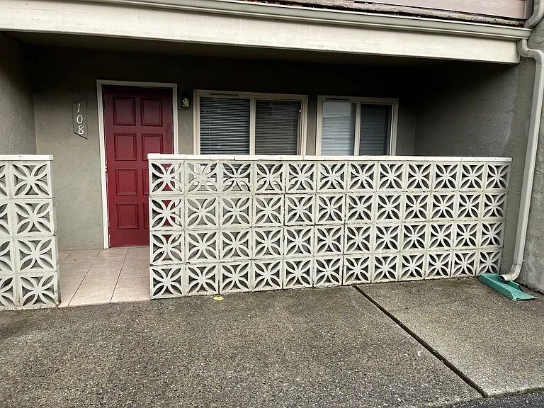 Skandi Villa in Edmonds | Boutique Apartments with Modern Touches | 1 MONTH FREE! — Photo 22