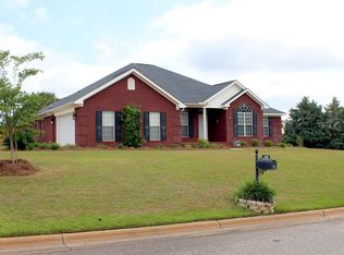 201 E Sommer Oak Dr, Enterprise, AL 36330