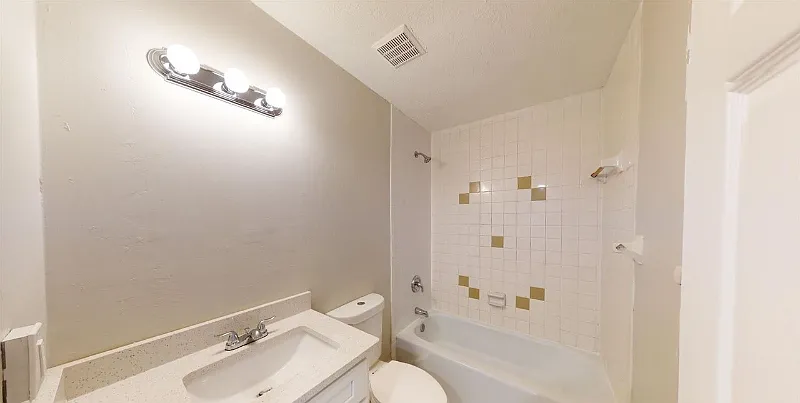603 Woodbine St — Photo 3