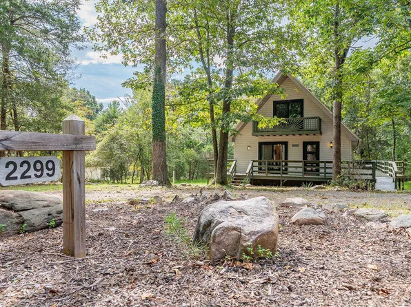 2299 Mountain Dr, Mc Gaheysville, VA 22840