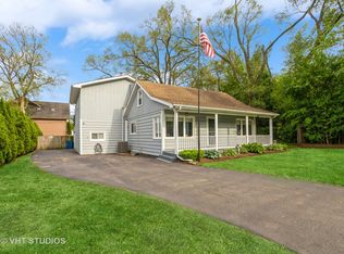 6N715 Gates Ave, Itasca, IL 60143