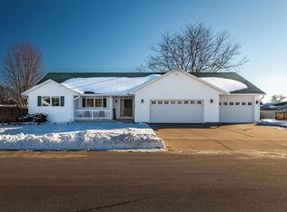 315 Cypress Circle LANE, Holmen, WI 54636