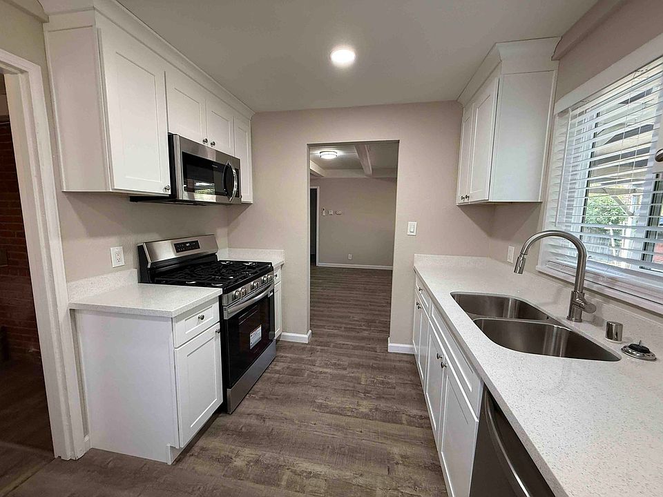 1st image of 2312 Barcelona Way