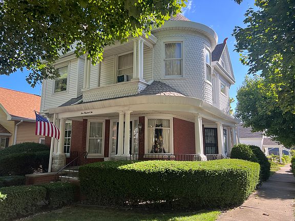 5th image of 502 N Franklin St