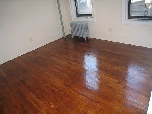 Rented by Broadway International Realty Corp | media 8